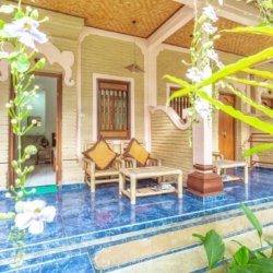 Private balcony, Standard Room Ubud Homestay