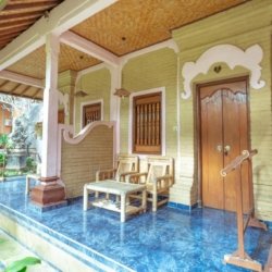Private balcony, Ubud Homestay, Standard Room with Garden View