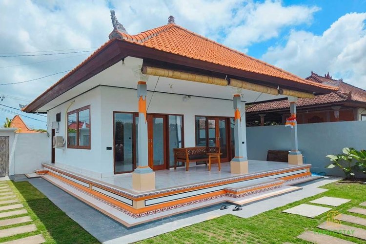 Balinese house rental near Nuanu City
