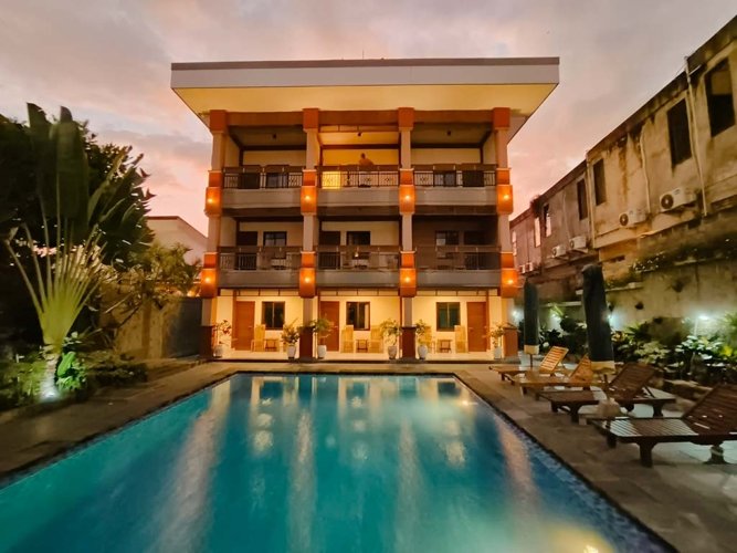 Sunset vibe at Pererenan Deluxe Room