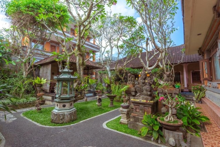 Tripical Garden at Ubud Homestay, Beautiful Garden, Ubud Guest House