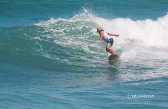 Surfing experience at Canggu Beach including the famous Batubolong Beach and Echo Beach breaks.