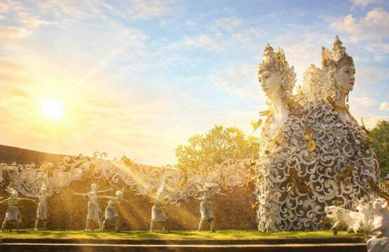 Celuk Village UC Silver is the most recommended Bali place to buy high-end silver and gold.