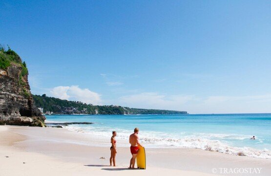 Powerful waves at Dreamland Beach, one of the best Bali surf spots in Uluwatu.
