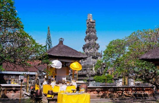 The towering Agung Jagatnatha Temple Padmasana shrine dedicated to Sang Hyang Widhi Wasa.