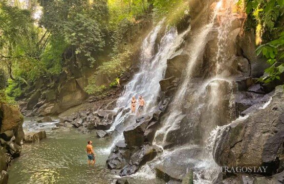 The famous Kanto Lampo Waterfall in Gianyar, easily accessible for travelers.