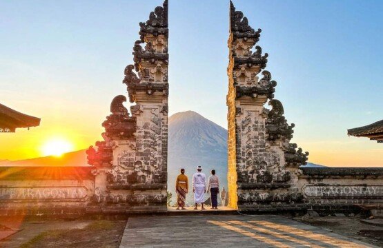 The authentic view of the Bali Gate of Heaven at Lempuyang Temple without the mirror photography effect.