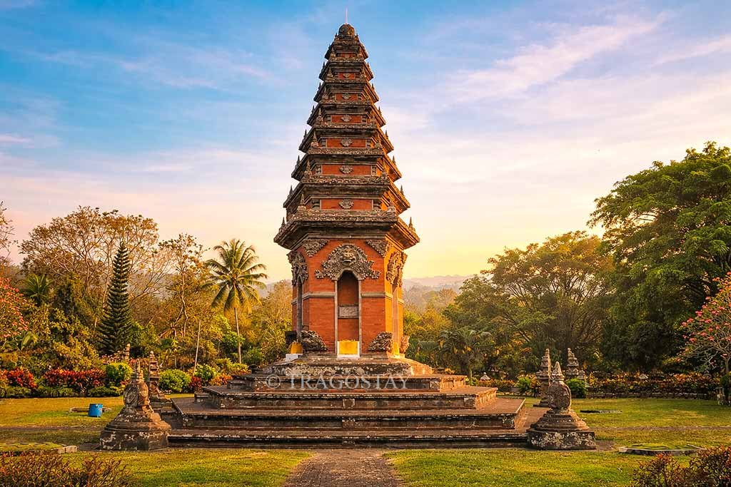 The grand and majestic monument marking the tomb of National Hero I Gusti Ngurah Rai.