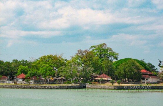 Scenic Sakenan Temple view at Serangan Island during the high tide season.