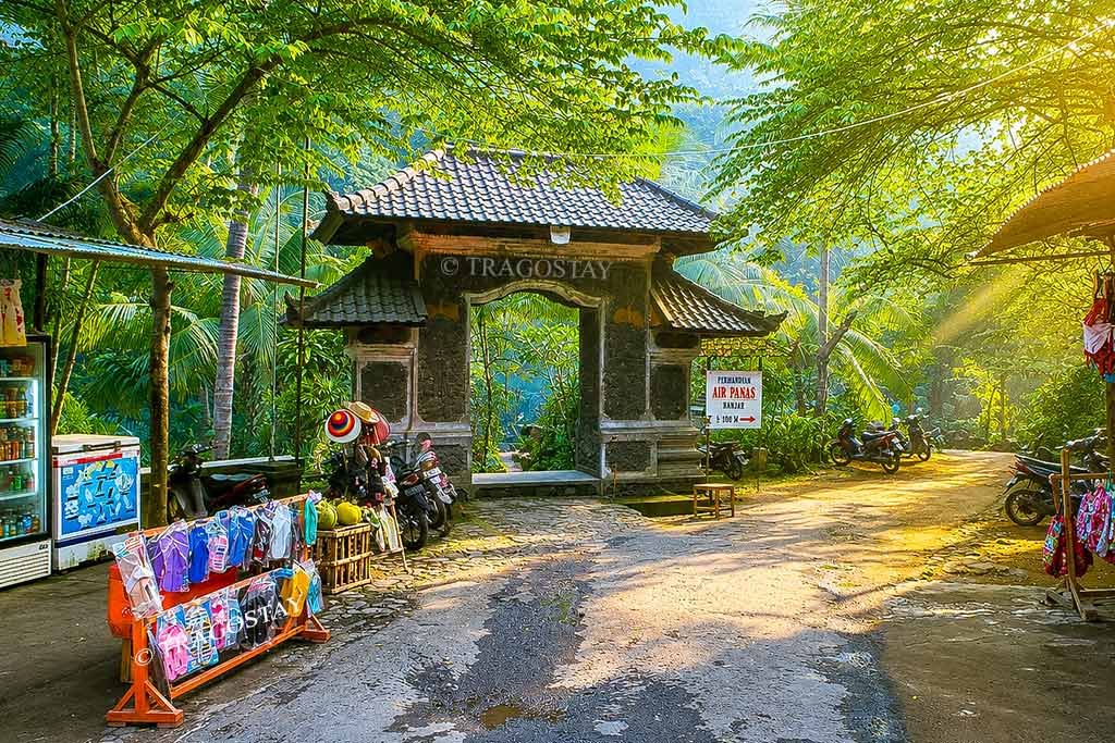 The grand and iconic traditional Balinese entrance gate welcoming visitors into the Banjar Hot Springs complex.