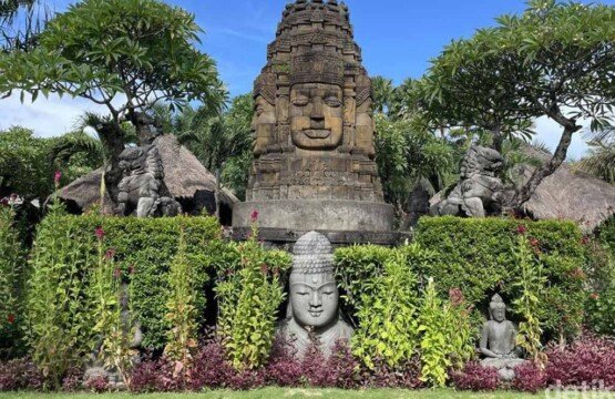 Big Garden Corner featured by spot photos and creative backdrops for social media in Bali.