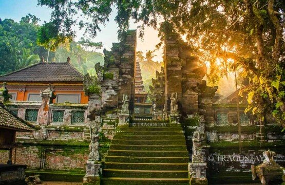 The traditional Candi Bentar gate of the sacred Beji purification area at Kehen Temple in the morning.