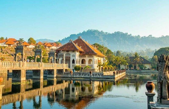 Fresh and cool morning vibes surrounding the water gardens of Taman Ujung Sukasada.
